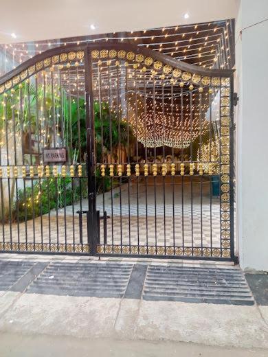 The White Lotus Hotel Гая Екстериор снимка